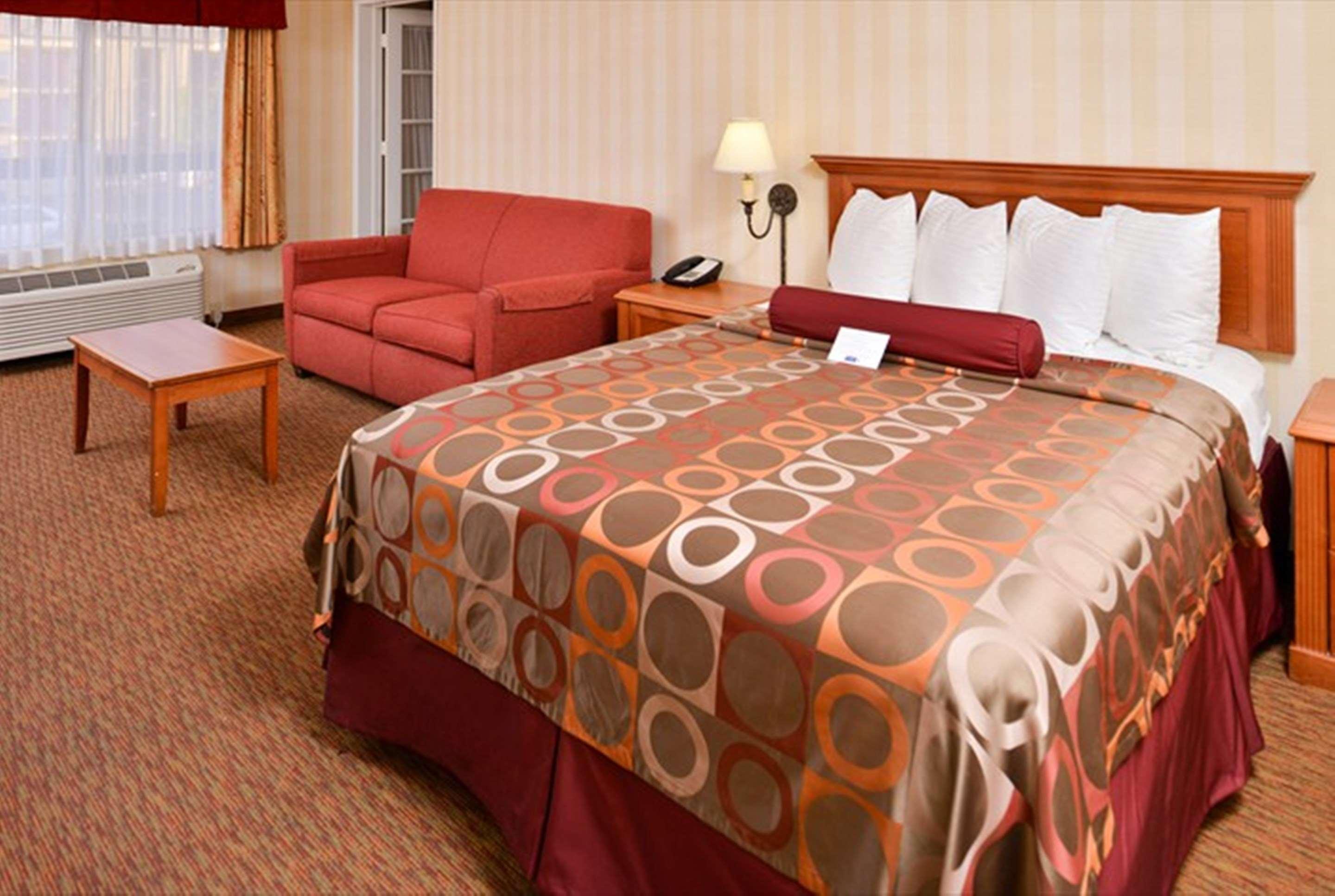 Best Western Plus Raffles Inn & Suites Anaheim Exteriér fotografie