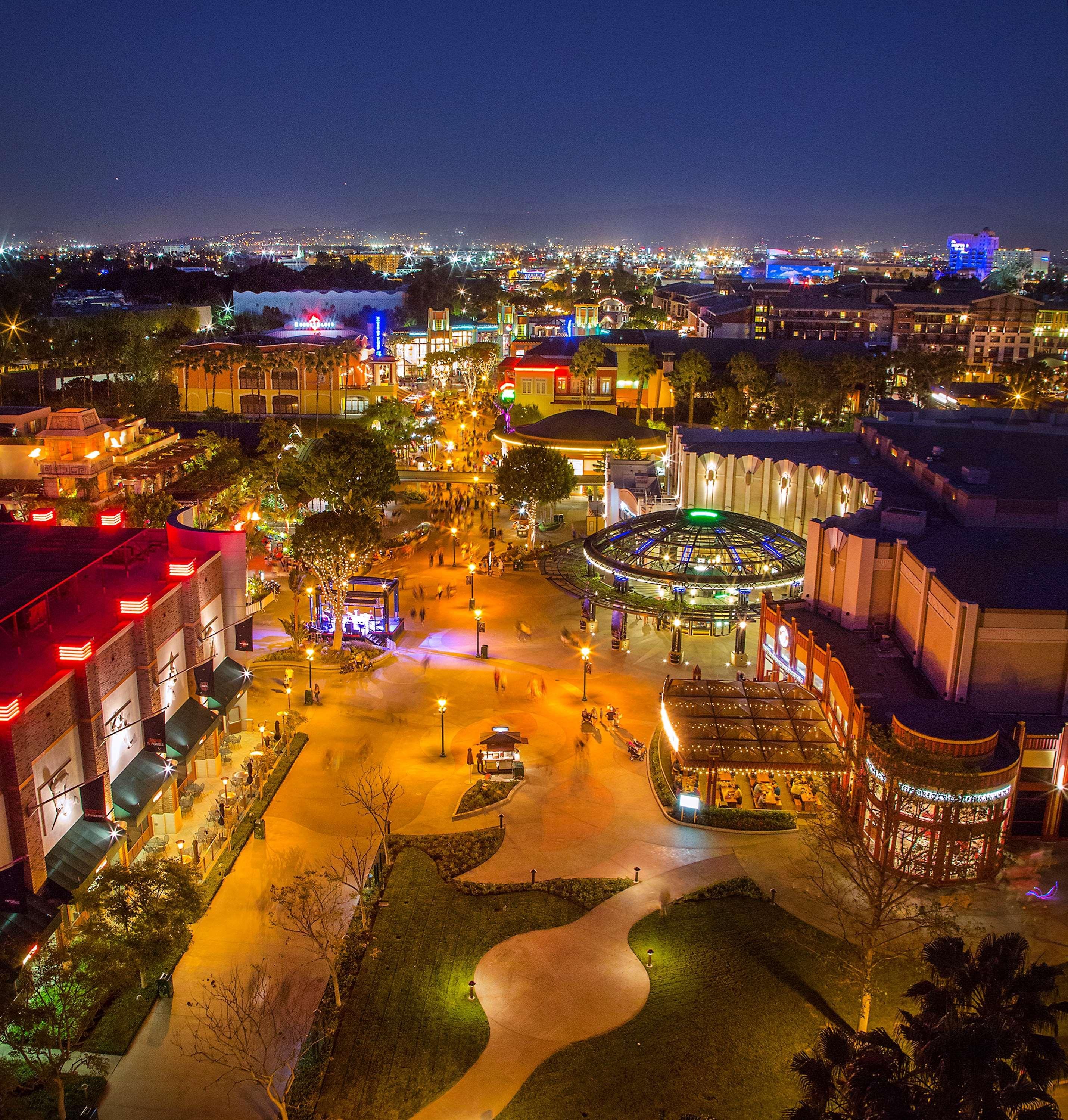 Best Western Plus Raffles Inn & Suites Anaheim Exteriér fotografie