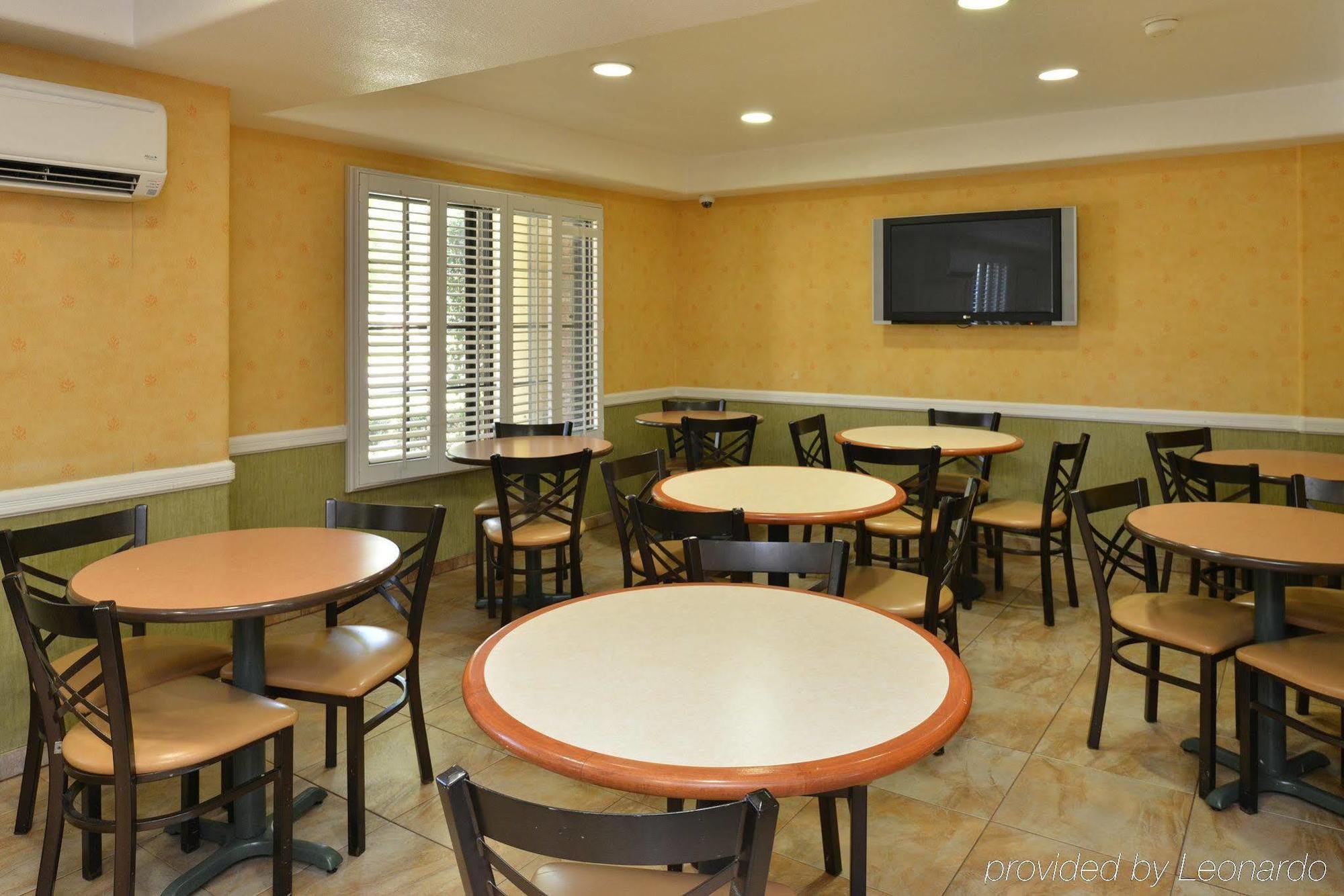 Best Western Plus Raffles Inn & Suites Anaheim Exteriér fotografie